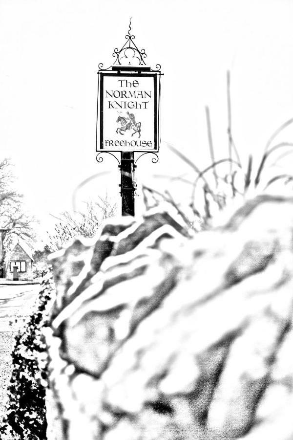The Norman Knight Whichford Hotel Long Compton Exterior foto