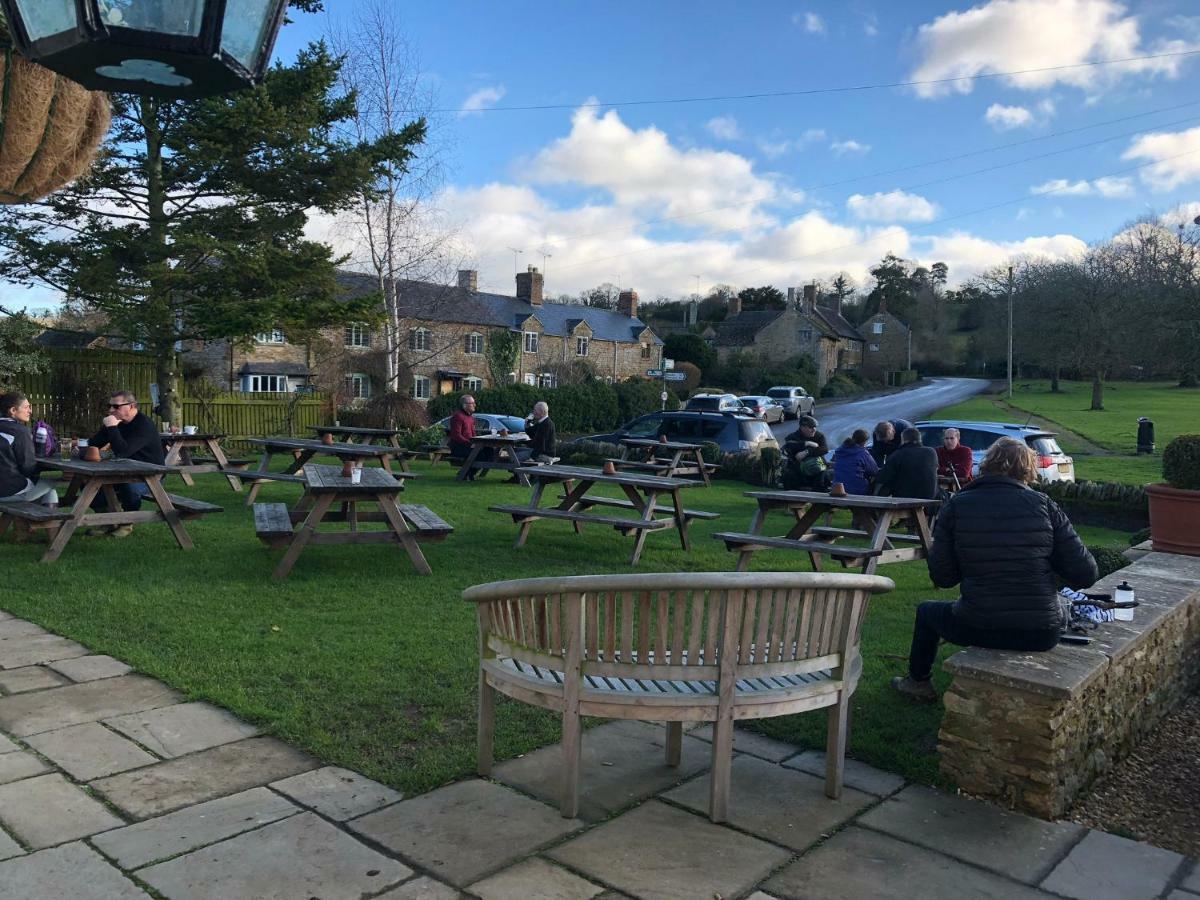 The Norman Knight Whichford Hotel Long Compton Exterior foto